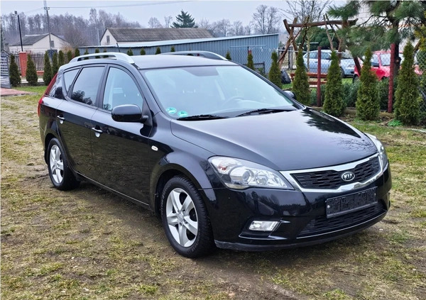 Kia Ceed cena 19750 przebieg: 172000, rok produkcji 2010 z Działoszyn małe 211